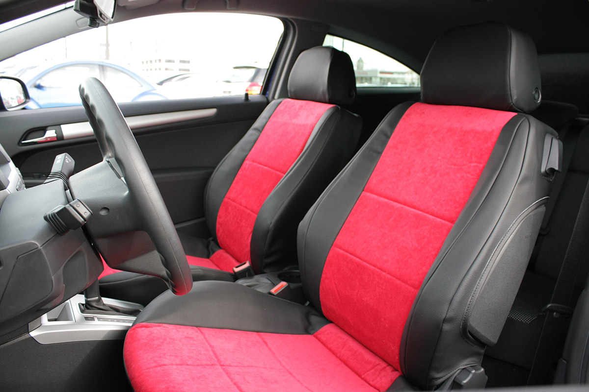 2009 Saturn Astra custom seat covers