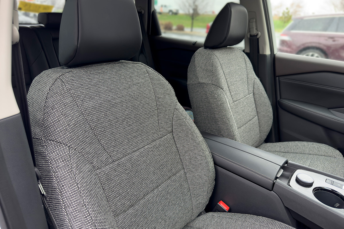 2023 Nissan Rogue custom seat covers